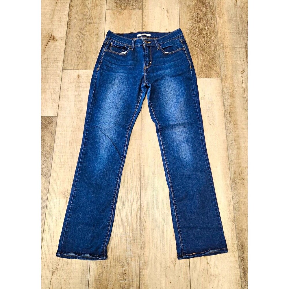 Levi Strauss  Womens Medium Wash 505  Straight Jeans Sz 8 Mid Rise 28 Waist 30 L